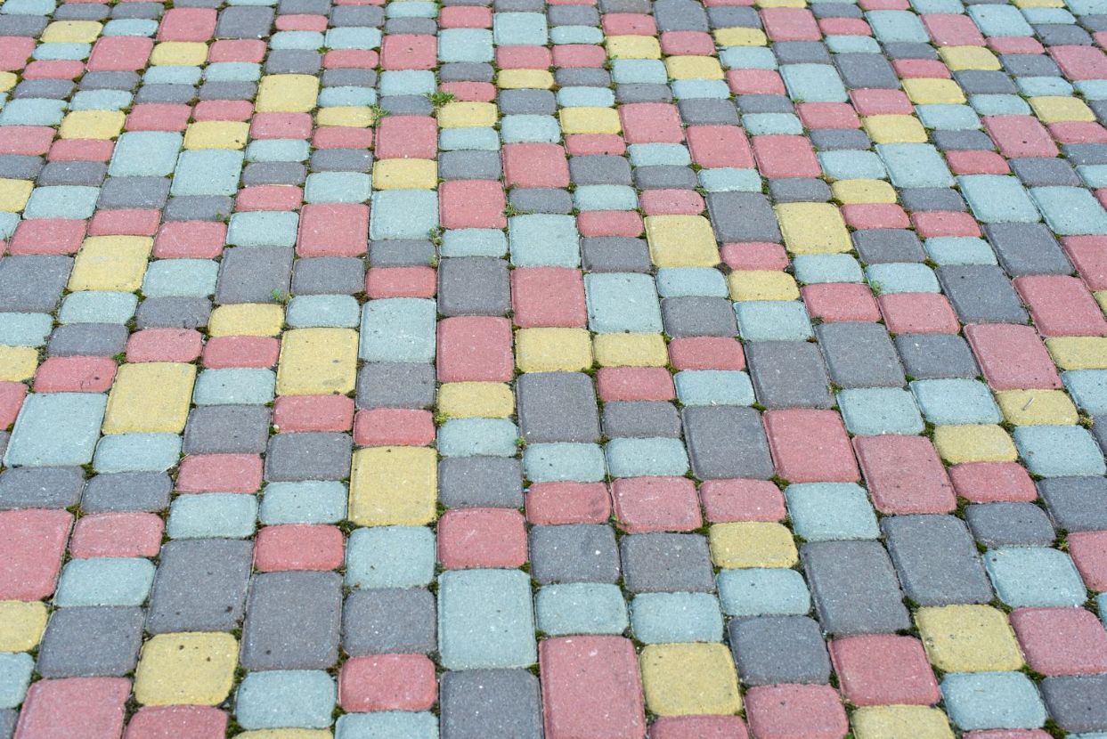 brightly colored driveway pacing in tucson